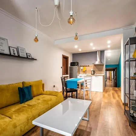 мястото Apartament