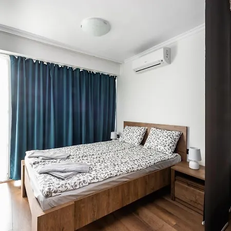 мястото * بورغاس